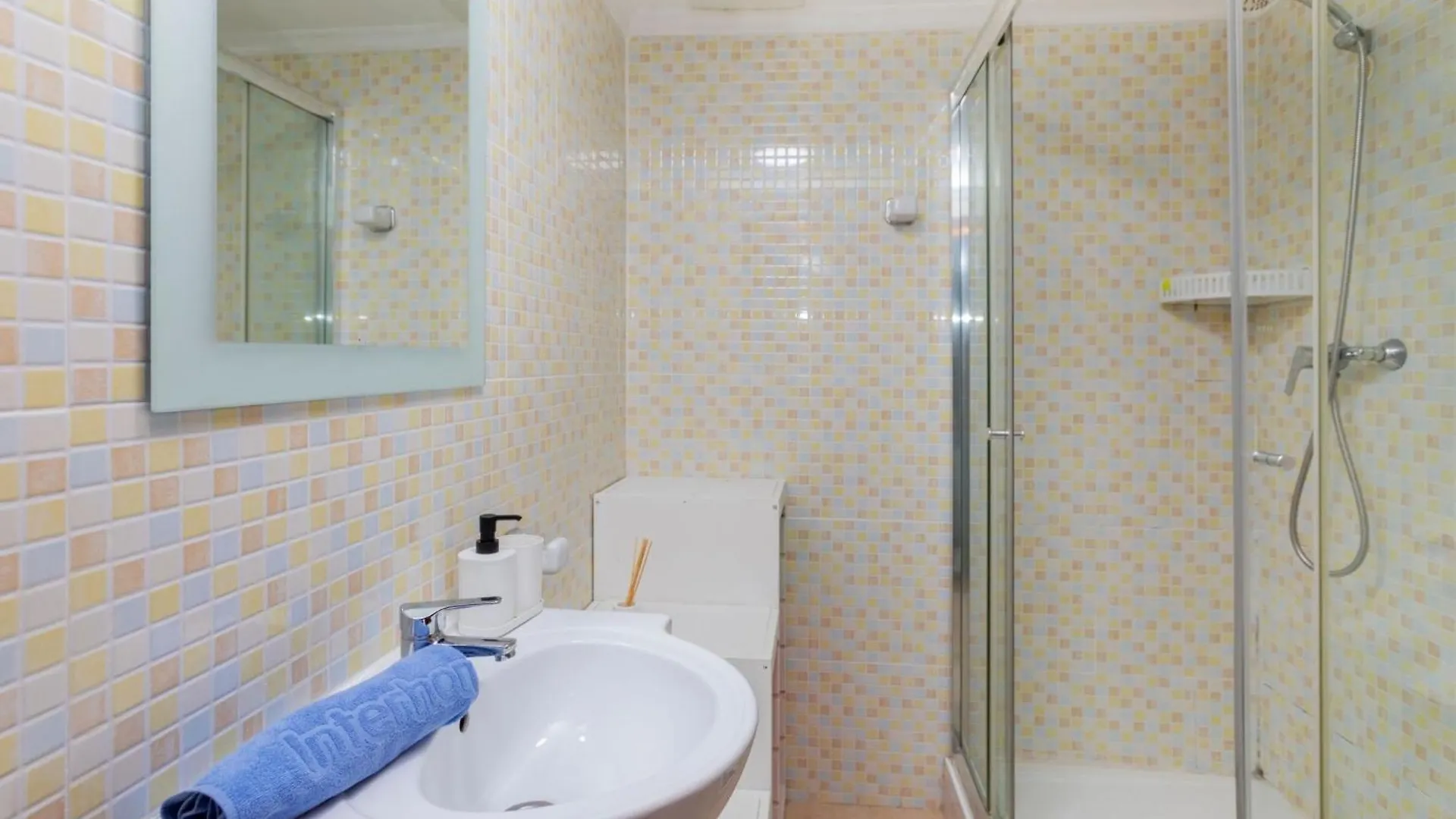 Apartment Studio Beach La Pineda By Interhome